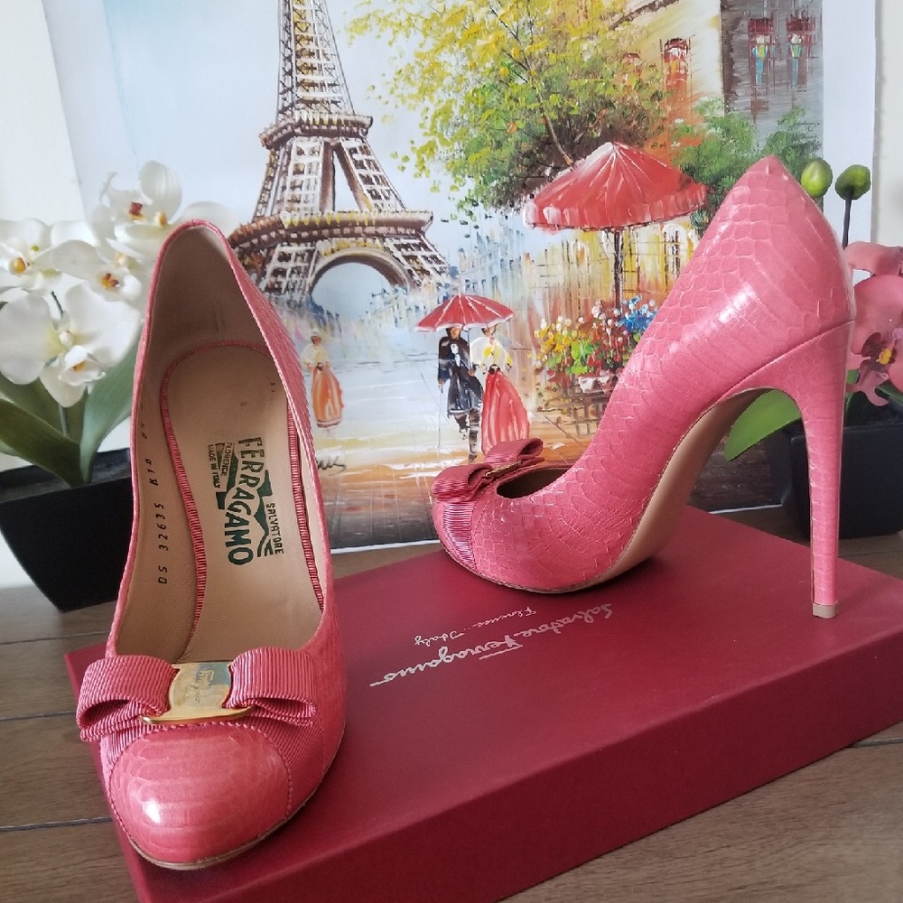 Salvatore Ferragamo Pumps